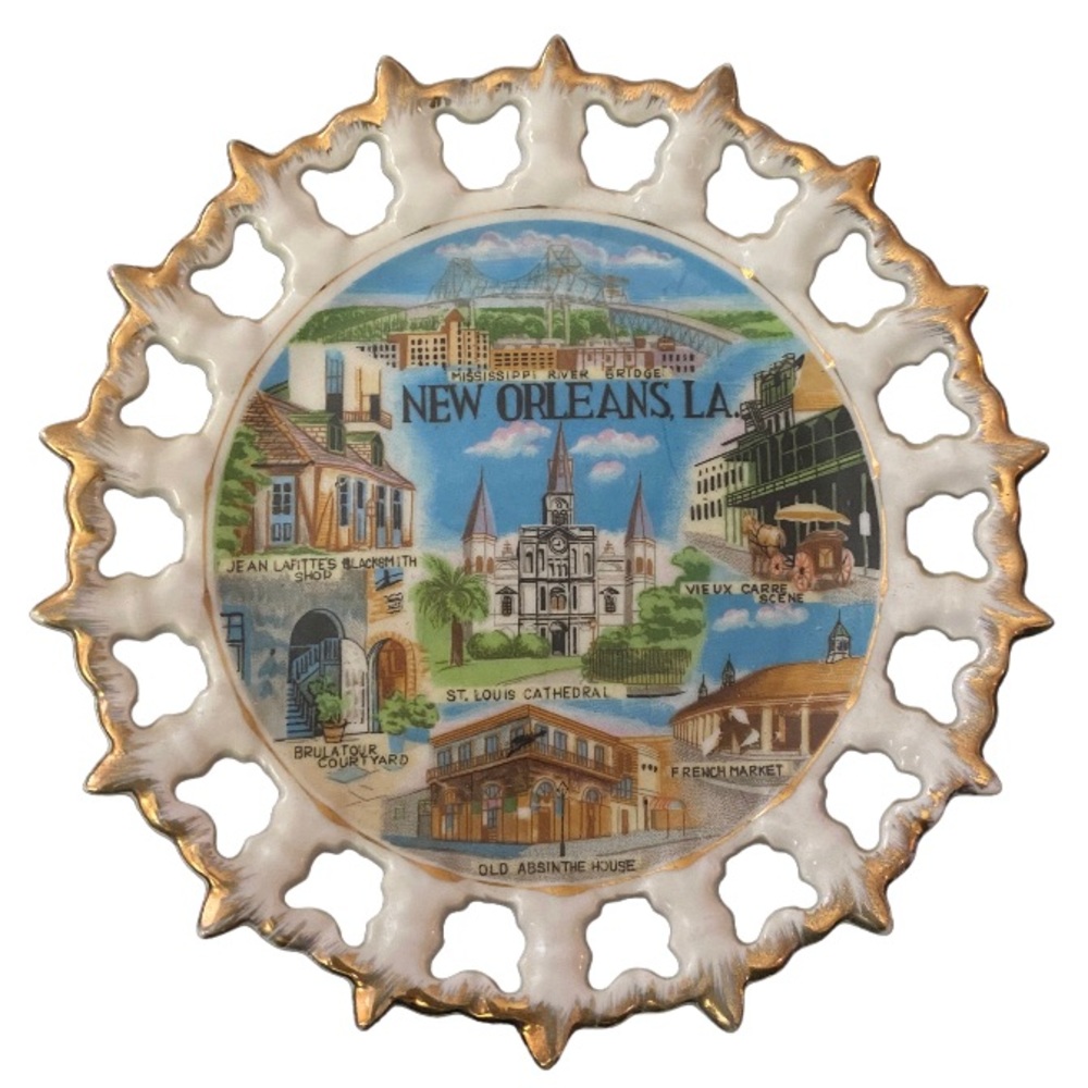 Vintage New Orleans Victoria Ceramics Plate